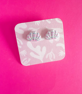 White translucent shell studs