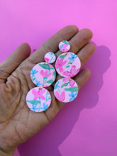 Load image into Gallery viewer, Petal Party in Circle Dangle