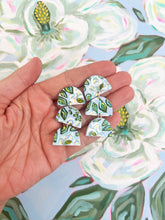 Load image into Gallery viewer, Sweet Magnolia Stacks