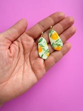 Load image into Gallery viewer, Citrus Bloom Daggers