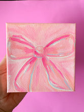 Load image into Gallery viewer, Bow Canvas No. 3