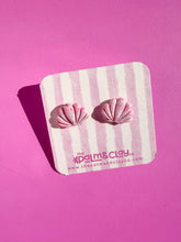 Load image into Gallery viewer, Pink muted marble shell studs
