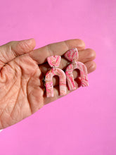Load image into Gallery viewer, Pink Agate Arch