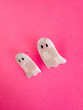Load image into Gallery viewer, Tan Checkered Ghost Stud