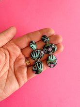 Load image into Gallery viewer, Aloe There Organic Dangle