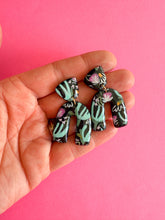 Load image into Gallery viewer, Aloe There Arch