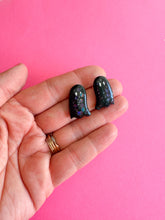 Load image into Gallery viewer, Black Sparkle Ghost Stud