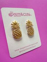 Load image into Gallery viewer, Gold Foil Pineapple Earrings